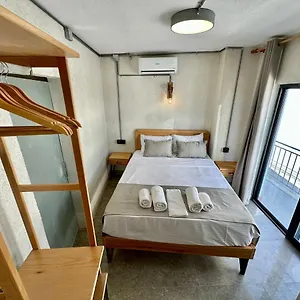 Elegance House Отель
